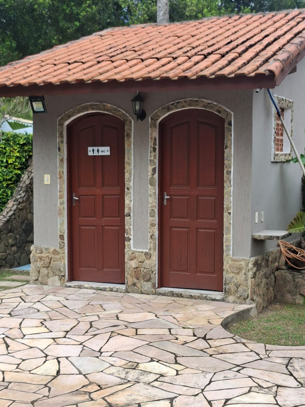 Sanitários externos